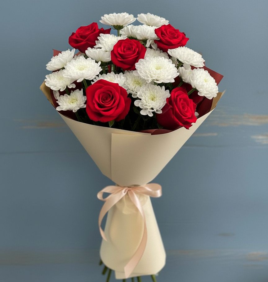 Букет цветов из: Розы и Хризантемы в Приморске Калининградской области