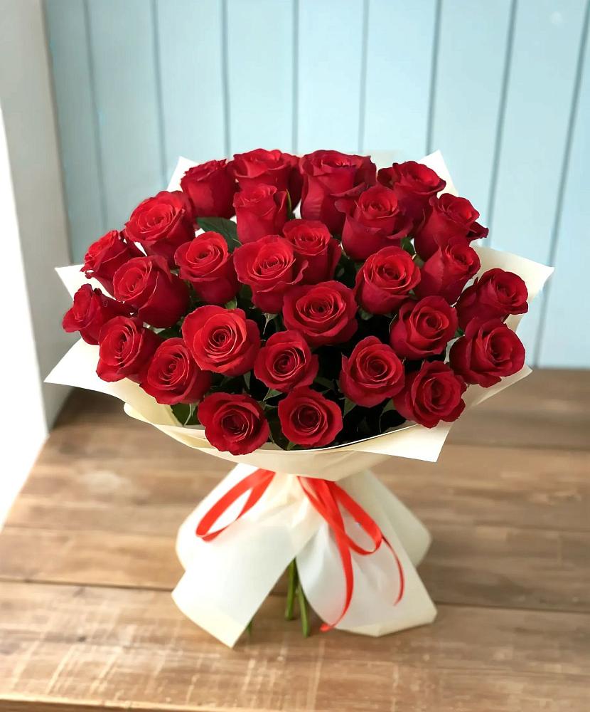 Букет 29 Красных роз в Приморске Калининградской области