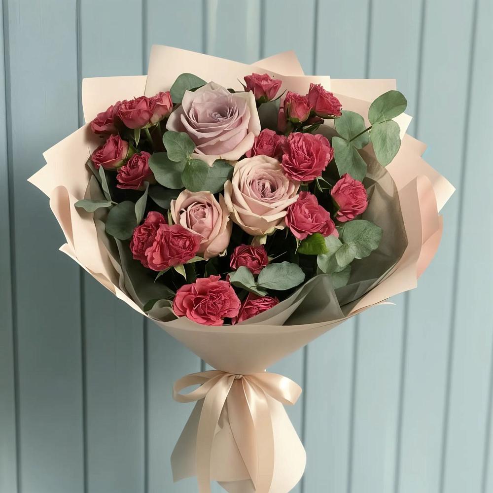 Букет цветов из: Гвоздики и Розы в Приморске Калининградской области