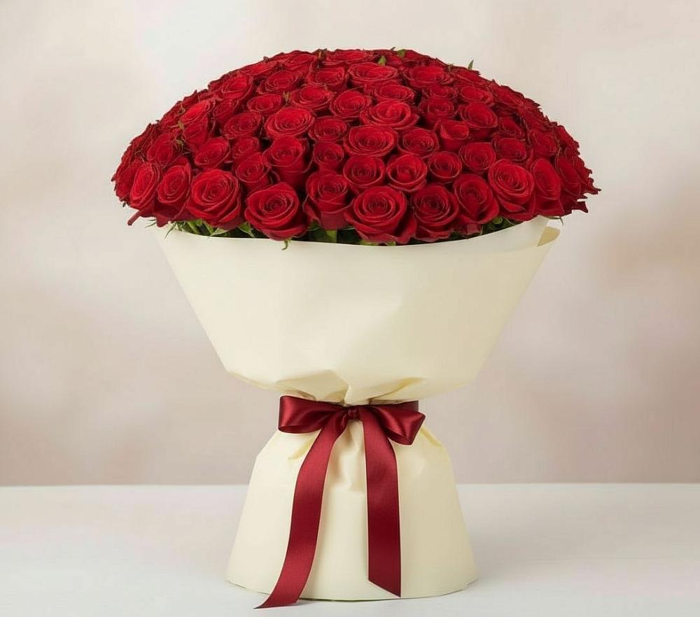 Букет 101 Красная роза Милано в Приморске Калининградской области