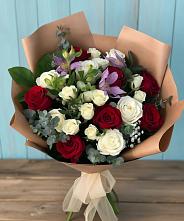 Букет цветов из:  Розы и Альстромерии #REPLACE_PRED# Приморске Калининградской области