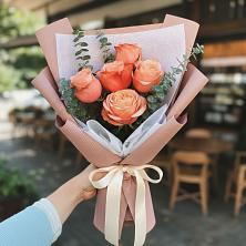 Букет цветов из:  Розы в Приморске Калининградской области