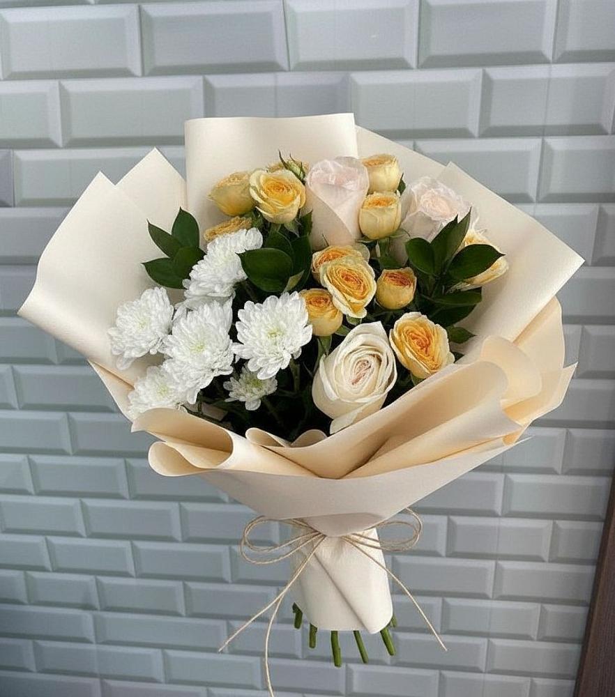 Букет цветов из: Розы и Хризантемы в Приморске Калининградской области