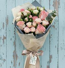 Букет цветов из:  Розы #REPLACE_PRED# Приморске Калининградской области