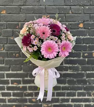 Букет цветов из:  Герберы и Хризантемы в Приморске Калининградской области