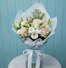 Букет цветов из:  Розы и Лизиантусы #REPLACE_PRED# Приморске Калининградской области