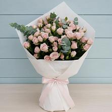 Букет цветов из:  Розы в Приморске Калининградской области