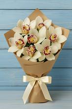 Букет цветов из:  Орхидеи и Розы в Приморске Калининградской области